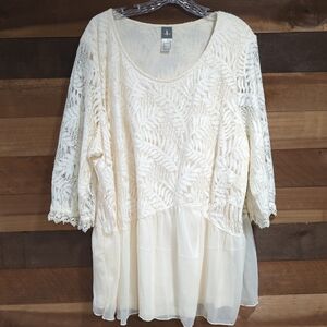 Fair Lady Flowy Layered Cream Lace Top 3/4 Sleeve - Women's Size 20 Botanical